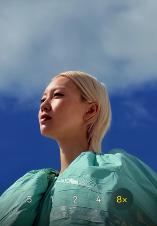 iPhone 17 Pro, Camera-app, 0,5x, 1x, 2x, 4x en 8x optische zoom, met de optie 8x geselecteerd